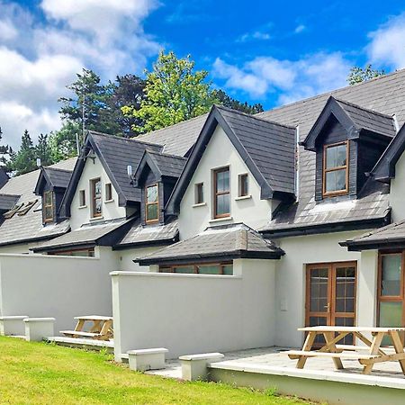 Old Court Holiday Homes Terryglass - Sleeps 6 By Trident Holiday Homes Exteriör bild