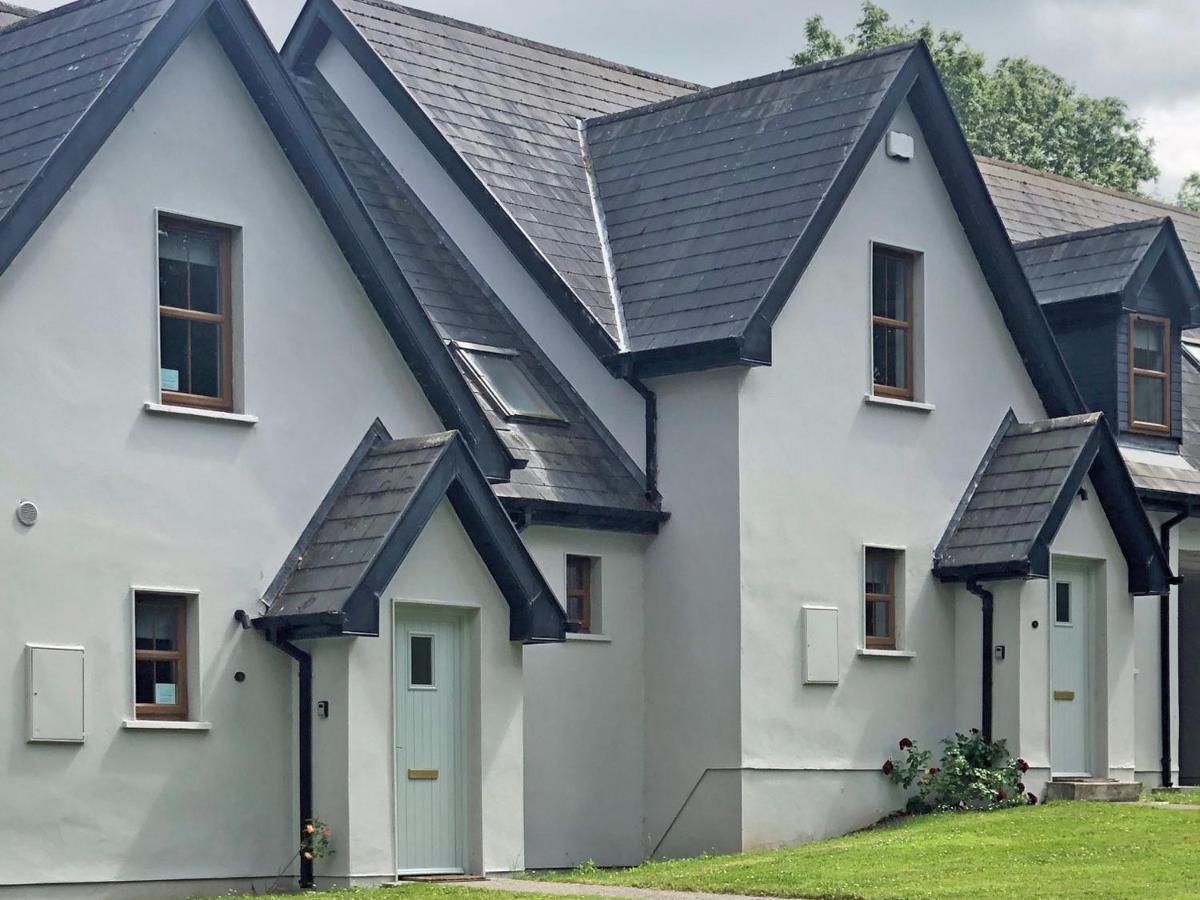 Old Court Holiday Homes Terryglass - Sleeps 6 By Trident Holiday Homes Exteriör bild