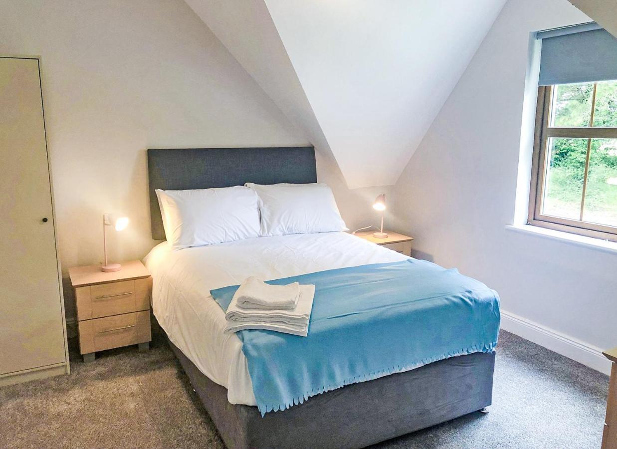 Old Court Holiday Homes Terryglass - Sleeps 6 By Trident Holiday Homes Exteriör bild