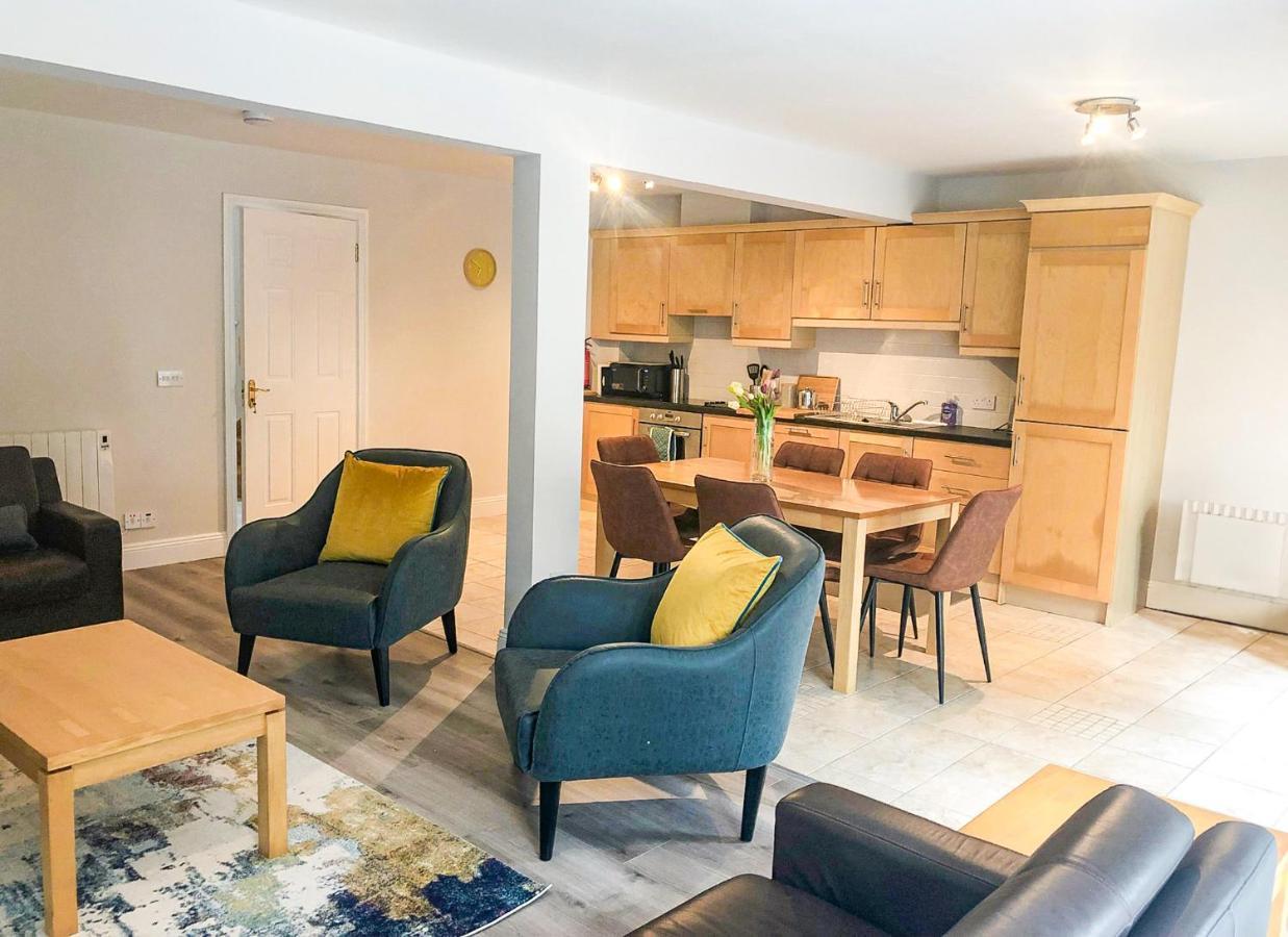 Old Court Holiday Homes Terryglass - Sleeps 6 By Trident Holiday Homes Exteriör bild